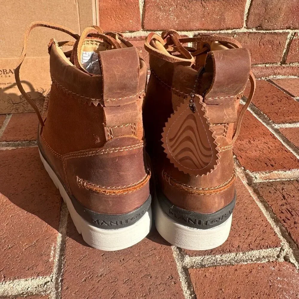Manitobah $150 Mesa Moc Toe Sneaker Boots Copper Brown Mens 7 NEW